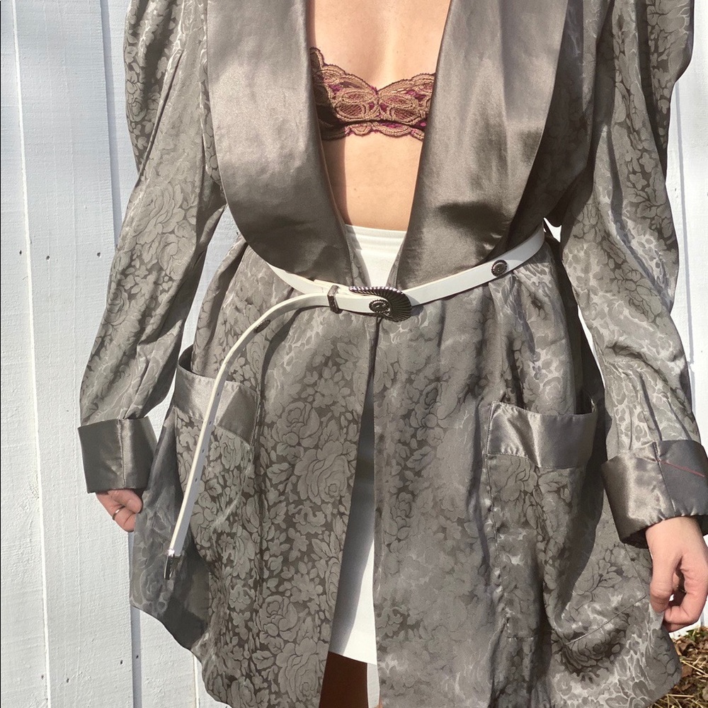 80s Victoria’s Secret gold crown label silk robe.